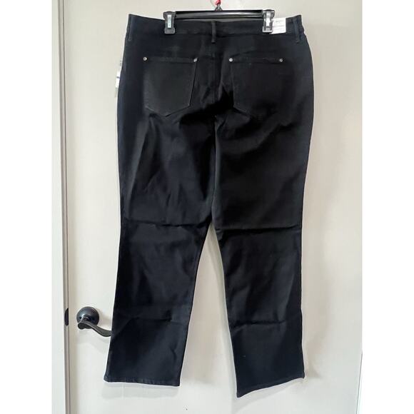 Bundle Gloria Vanderbilt Jeans Black /Grey Rinse Rail Straight Slimming NWT S-18 - Picture 3 of 10